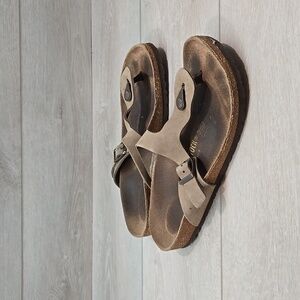 Birkenstock Women Gizeh Taupe Sandals shoes slide sz 40/9 Regular